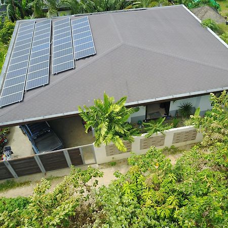 LUXURY PRIVATE VILLAS 400m2 WITH POOL NEAR LIO BEACH El Nido Exterior foto