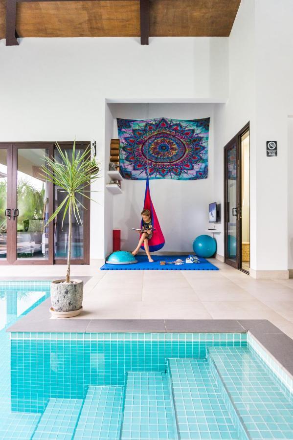 LUXURY PRIVATE VILLAS 400m2 WITH POOL NEAR LIO BEACH El Nido Exterior foto