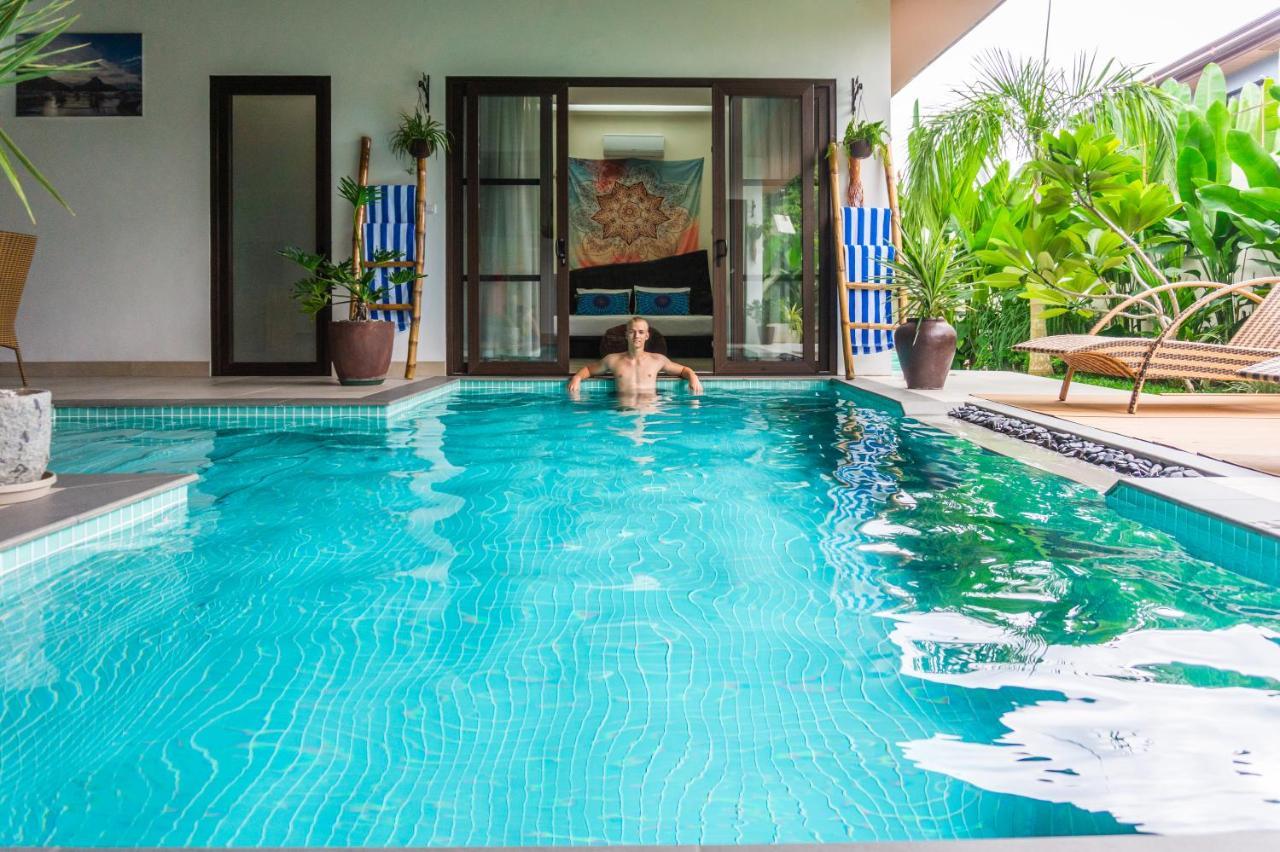 LUXURY PRIVATE VILLAS 400m2 WITH POOL NEAR LIO BEACH El Nido Exterior foto